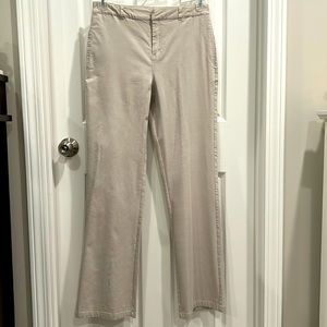 Alanni size 4 beige pants